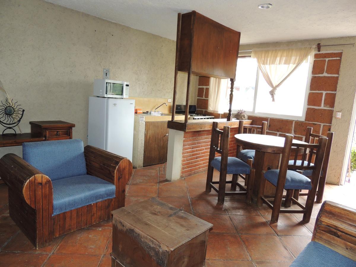 Hotel Las Fumarolas De Don Goyo Чолула Экстерьер фото